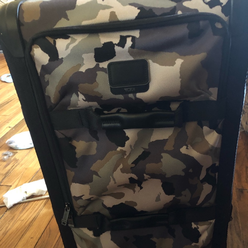 Large Tumi suitcase. MAKE ME AN OFFER